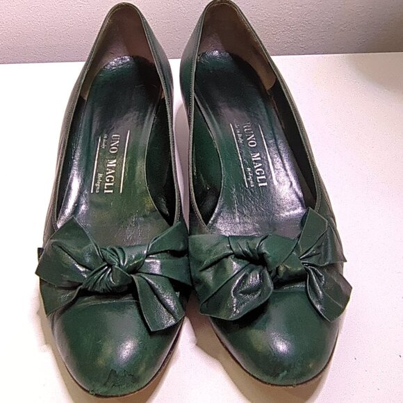 Bruno Magli Green Leather Kitten Heels – Made in Italy – Size 7.5 (Runs Small) - Picture 1 of 7
